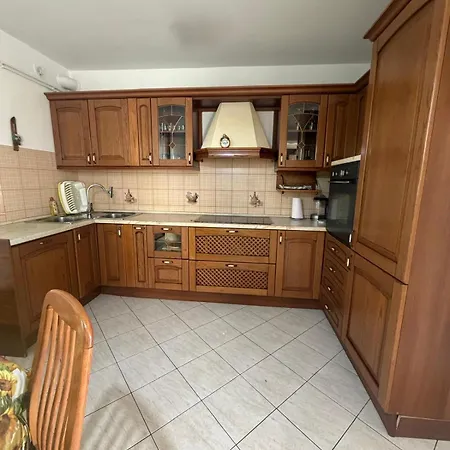 Apartment Apartma Kolatahi 2
