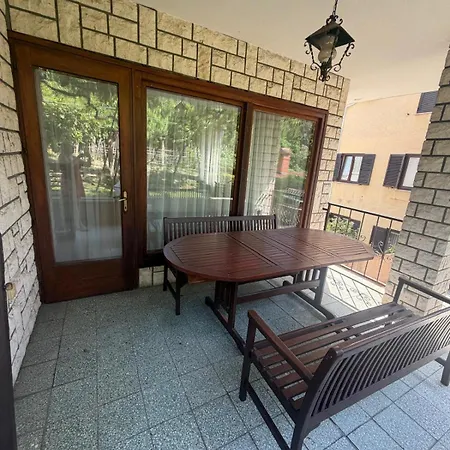 Apartma Kolatahi 2 Apartment Izola