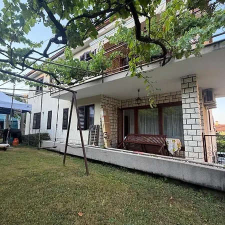 Apartma Kolatahi 2 Apartment Izola