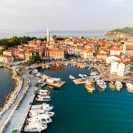 Apartma Kolatahi 2 * Izola